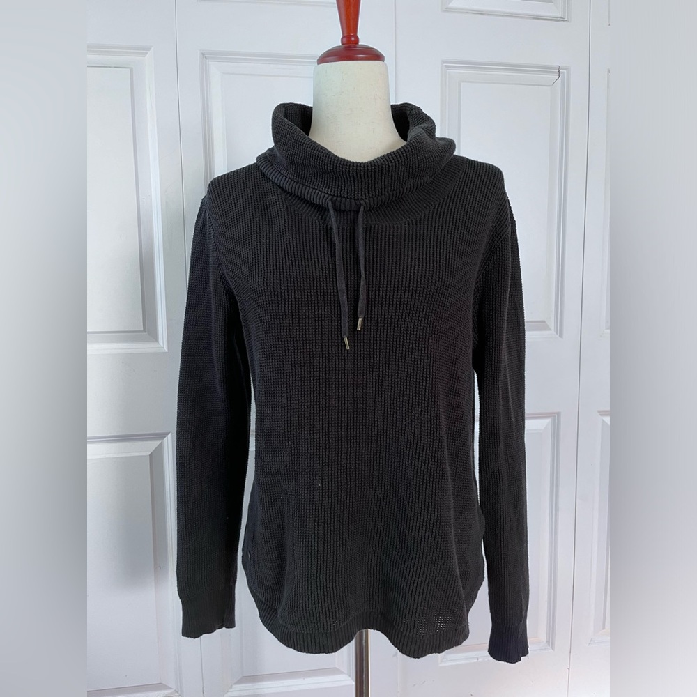 Lauren Ralph Lauren cotton knit sweater.